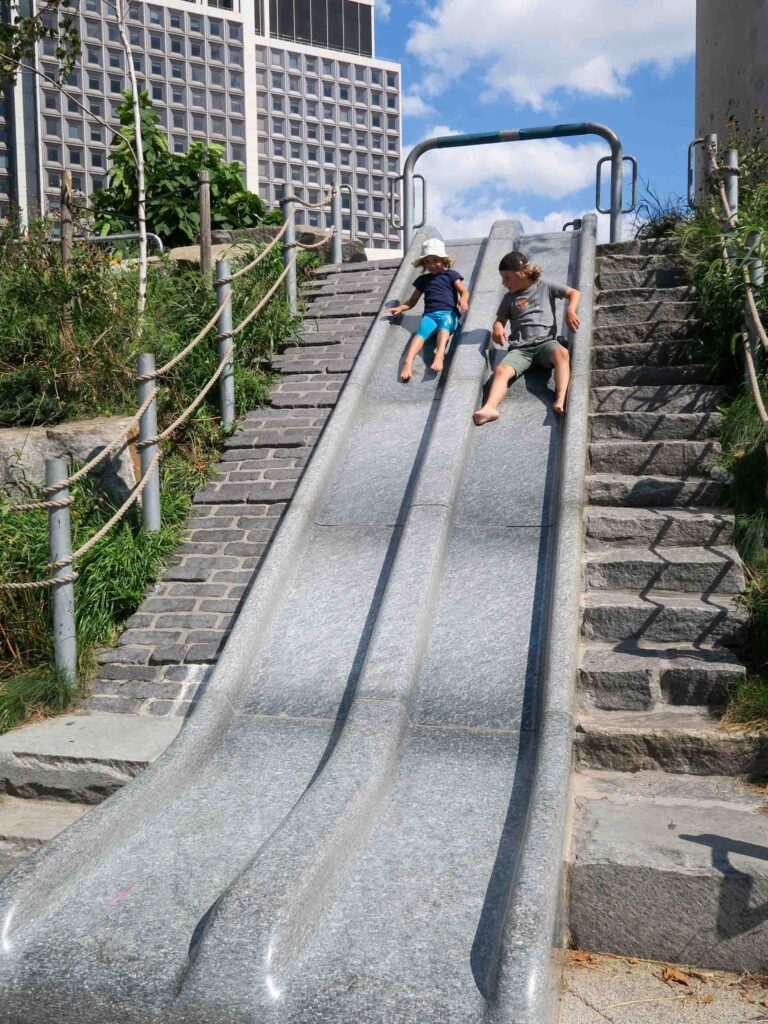 Toller Spielplatz in New York direkt am Anleger der Staten Island Ferry