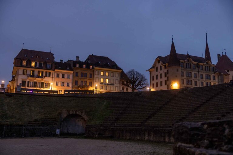 Im Amphitheater von Avenches