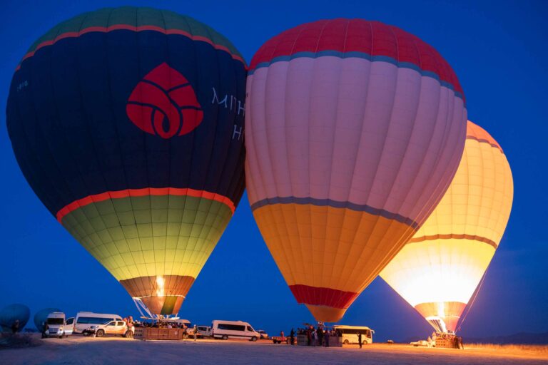 Ballonglühen vor Sonnenaufgang