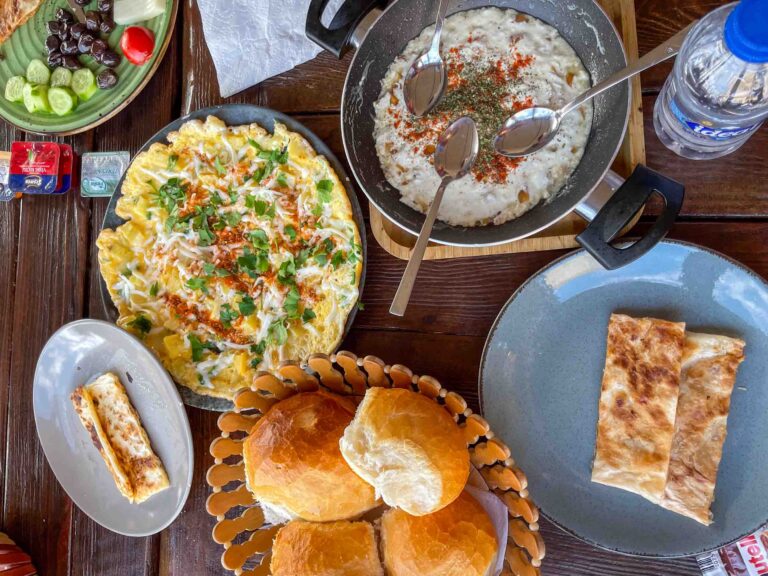 Das beste Frühstück im Adelya Cave Hotel