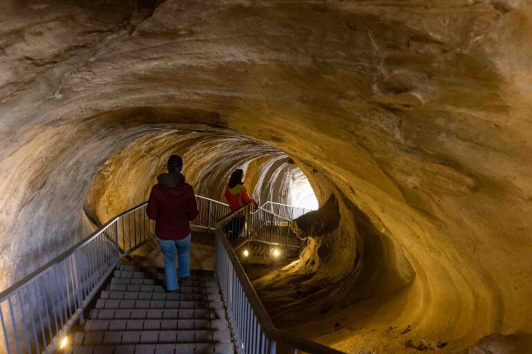 Der Tunnel zum Fluss