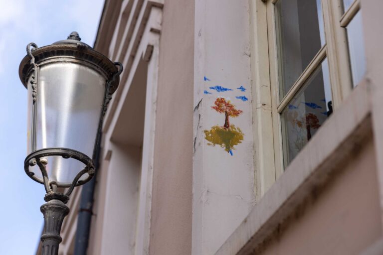 Überall kleine Kunstwerke in Tiflis!