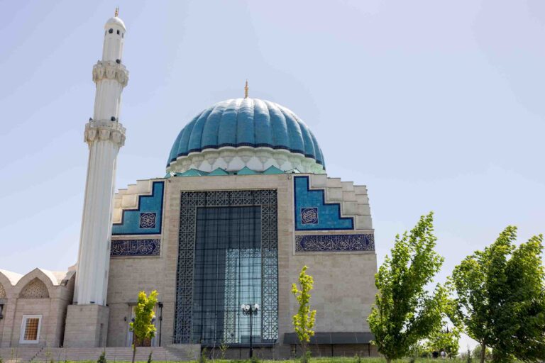 Die Khoja Ahmad Yassavi Moschee in Türkistan