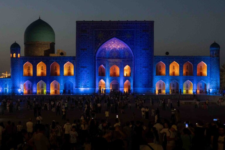 Samarkand, Registan