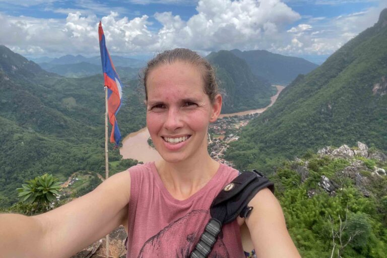 ...versuche ich ein Lächeln.